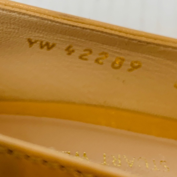 Stuart Weitzman Kitten Pump Size 5M Nude/Tan Patent Leather Made In Spain Classy - Picture 7 of 11